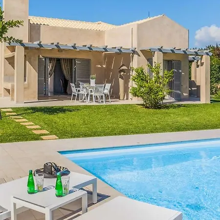 Villa Polyxeni *